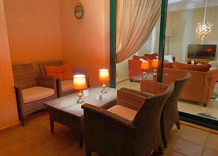 아파트 Semiramis 7 *