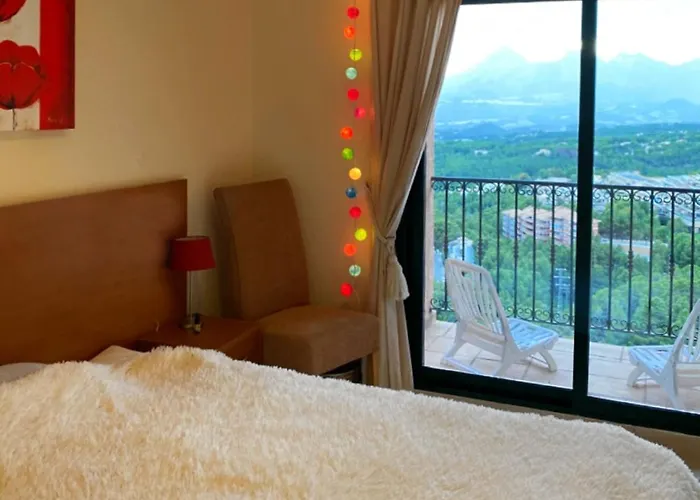 Semiramis 7 아파트 *